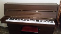 Piano Yamaha E3
